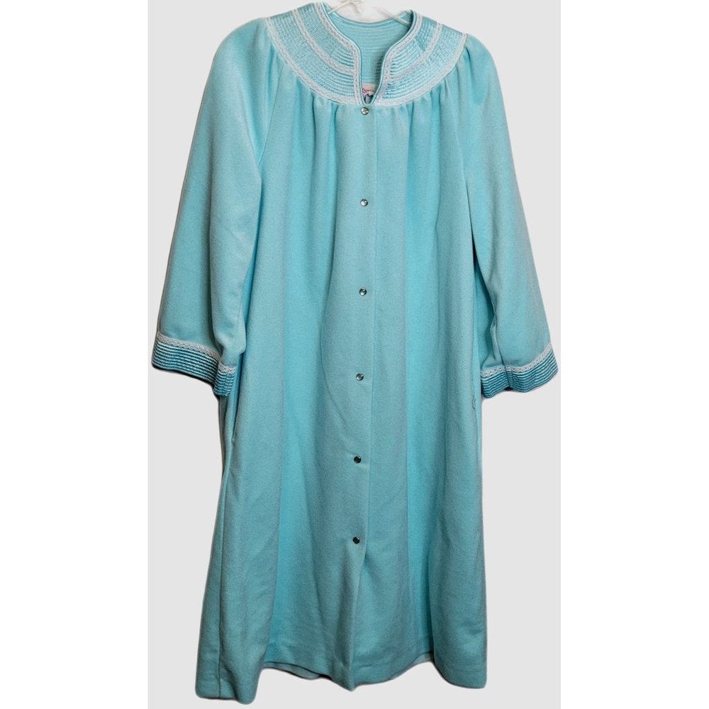 Vintage Evelyn Pearson Polyester Robe Womens Large Light Blue Pearl Snaps